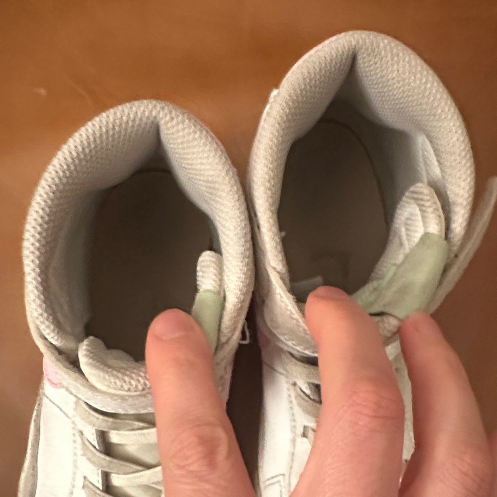 Nike Kids High-Top Sneakers - worn apx 5x, Cream and Pink - Picture 4 of 8